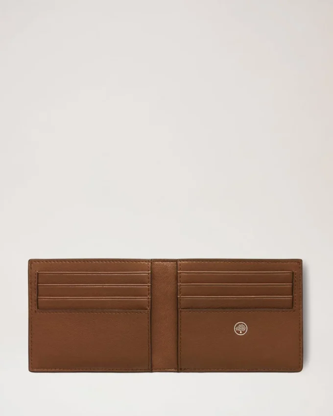 8-Karten-Brieftasche aus klein genarbtem Leder in Eiche 8-Karten-Brieftasche aus klein genarbtem Leder in Eiche
