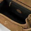 Alexa Salcombe Sandfarbenes Wildleder