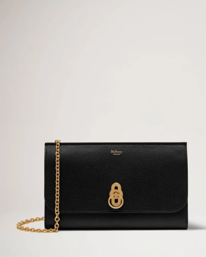 Amberley Clutch aus schwarzem, quergenarbtem Leder Amberley Amberley Clutch aus schwarzem, quergenarbtem Leder Amberley