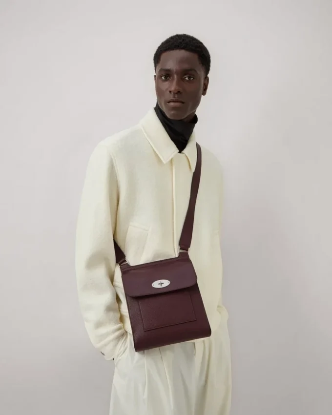 Antony Black Cherry Small Classic Grain Damen