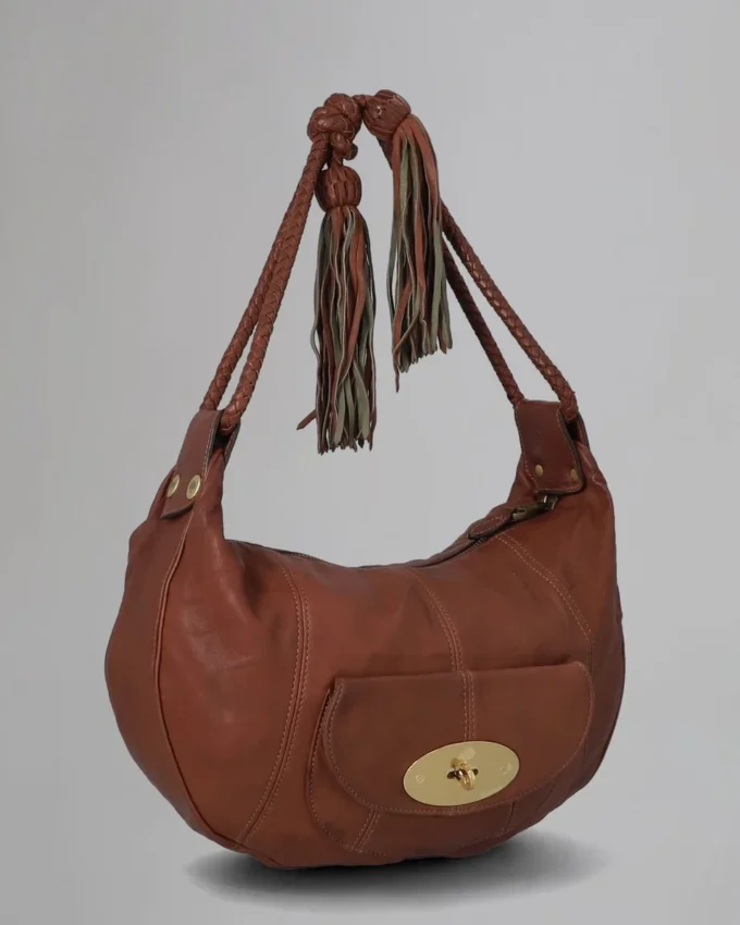Araline Secondhand-Taschen aus kaffeegewaschenem Nappaleder