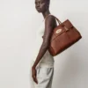 Bayswater in Eiche, kleine Tasche aus Leder mit klassischer Narbung, Mulberry Bayswater in Eiche, kleine Tasche aus Leder mit klassischer Narbung, Mulberry