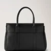 Bayswater in Schwarz & Messing Kleine Tasche mit klassischer Narbung Mulberry Bayswater in Schwarz & Messing Kleine Tasche mit klassischer Narbung Mulberry