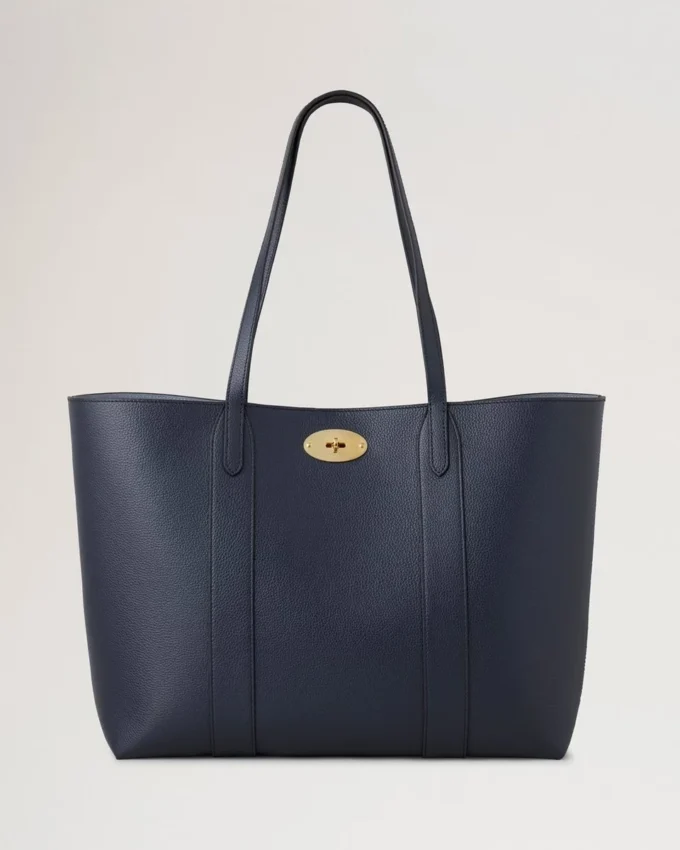 Bayswater Tote Night Sky & Poplin Blue Kleine klassische Narbung mit Kontrast Bayswater Tote Night Sky & Poplin Blue Kleine klassische Narbung mit Kontrast