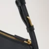 Clovelly-Umhängetasche in Schwarz mit Micro Classic Grain Clovelly-Umhängetasche in Schwarz mit Micro Classic Grain