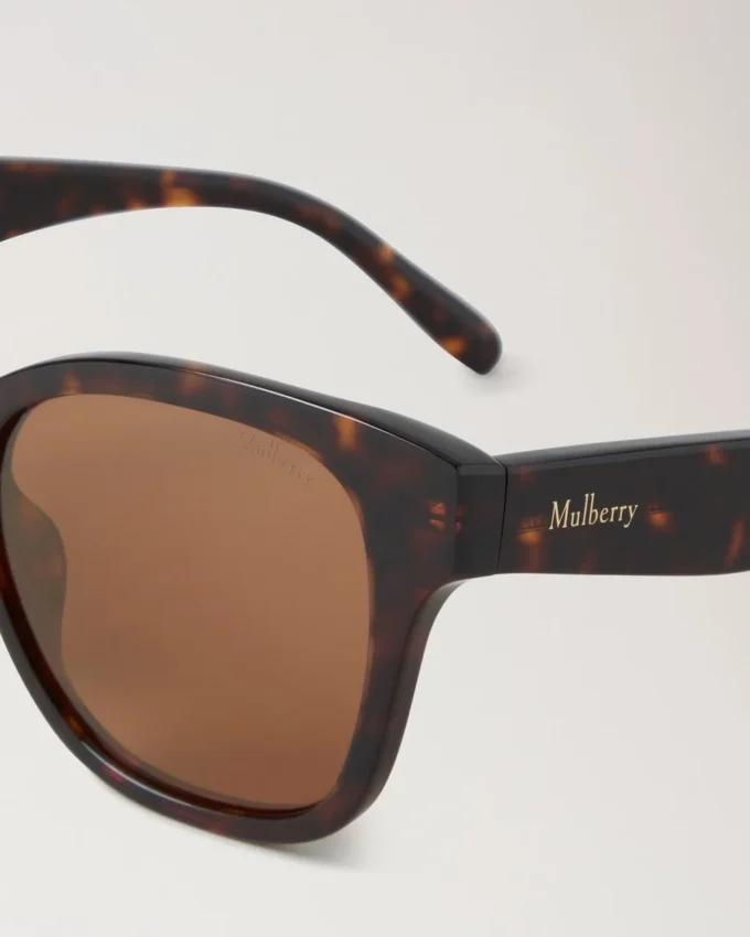 Daisy Sonnenbrille aus Bio-Acetat in Schildpattoptik & Bio-Nylon Daisy Sonnenbrille aus Bio-Acetat in Schildpattoptik & Bio-Nylon