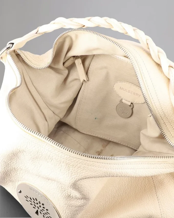 Daria Hobo Secondhand Marshmallow White Soft Spongy Daria Hobo Secondhand Marshmallow White Soft Spongy