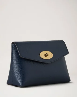 darley kosmetiktasche night sky small classic grain 2 330x413 - Darley Kosmetiktasche Night Sky Small Classic Grain