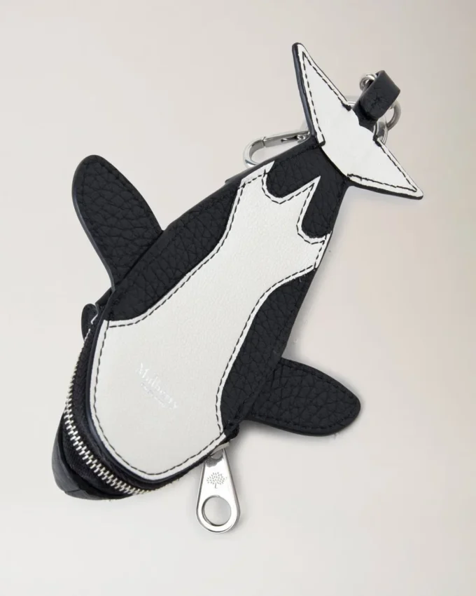 Etui-Schlüsselanhänger – Orca Schwarz & Weiß, Heavy Grain & klassische Mikronarbung Etui-Schlüsselanhänger – Orca Schwarz & Weiß, Heavy Grain & klassische Mikronarbung