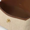 Große Darley-Kosmetiktasche in Ecru & heller Eiche mit Raffia- und Lederbesatz