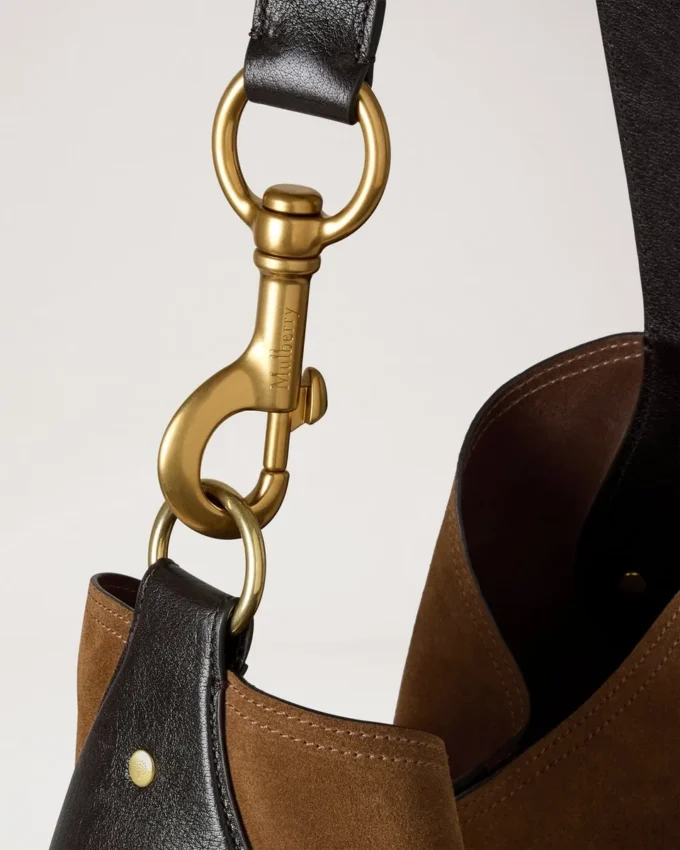 Hackney-Umhängetasche aus Vintage-Eichen-Wildleder für Damen Hackney-Umhängetasche aus Vintage-Eichen-Wildleder für Damen
