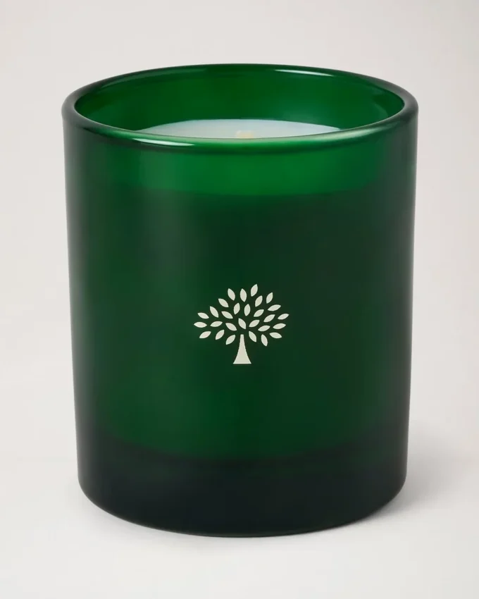 Inglenook Kerze Heritage Check Glass Lifestyle Inglenook Kerze Heritage Check Glass Lifestyle