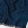 Karierter rechteckiger Schal mit Baummotiv „Night Sky“ aus Wollmischung Karierter rechteckiger Schal mit Baummotiv „Night Sky“ aus Wollmischung
