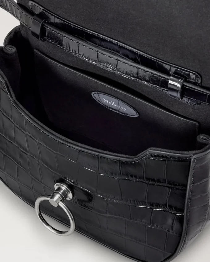 Kleine Amberley-Handtasche mit Griff, schwarz glänzend, kleines Krokodilmuster Kleine Amberley-Handtasche mit Griff, schwarz glänzend, kleines Krokodilmuster