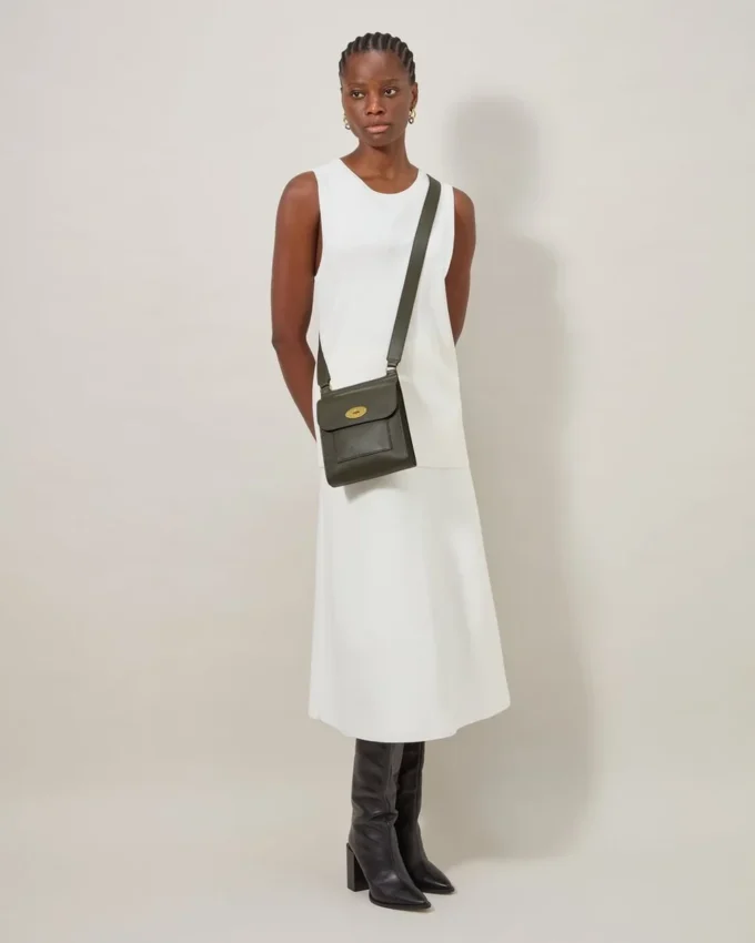 Kleine Antony in Wacholdergrün – Small Classic Grain für Herren Kleine Antony in Wacholdergrün – Small Classic Grain für Herren