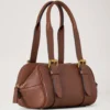 Kleine Boston-Tasche aus hellem Eichenholz mit Heavy Grain-Narbung – Geschenke Kleine Boston-Tasche aus hellem Eichenholz mit Heavy Grain-Narbung – Geschenke