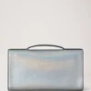 Lily Clutch aus silber-schillerndem Leder mit Eidechsenprägung Lily Clutch aus silber-schillerndem Leder mit Eidechsenprägung