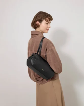 Meadow Kleine Umhängetasche Schwarz Naturnarbe Mini- & Micro-Taschen