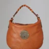 Medium Daria Hobo Secondhand Oak Weiche, geschmeidige Secondhand-Taschen Medium Daria Hobo Secondhand Oak Weiche, geschmeidige Secondhand-Taschen