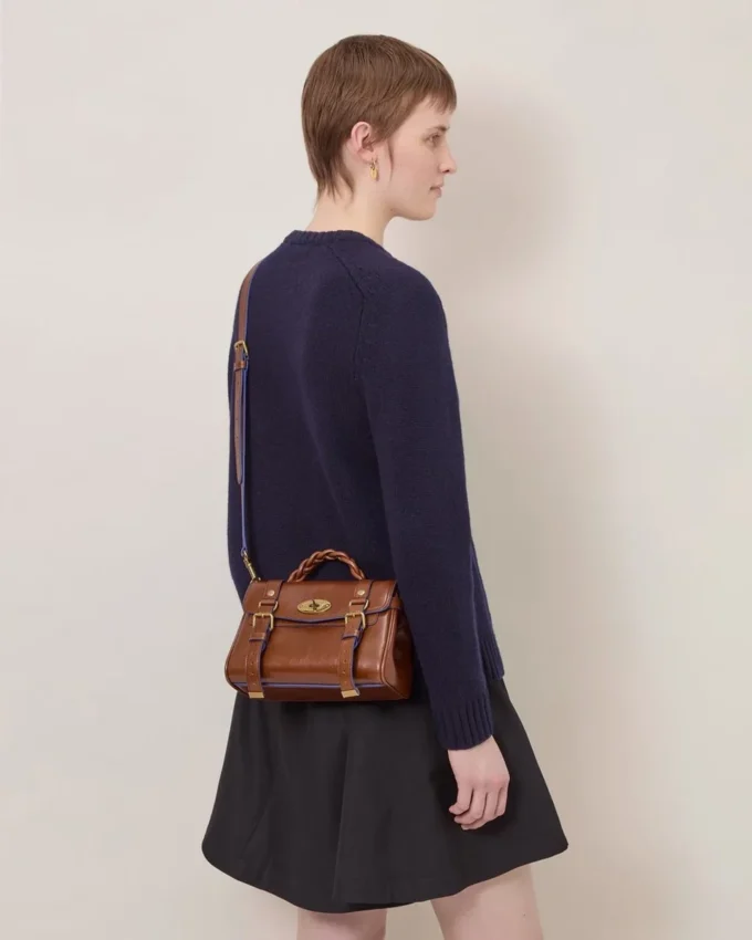 Mini Alexa Eiche & Pigmentblau Glattes, glänzendes Leder Mini Alexa Eiche & Pigmentblau Glattes, glänzendes Leder