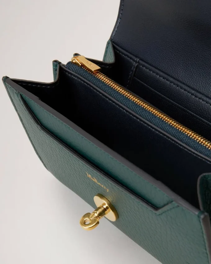 Mittlere Darley-Geldbörse in Mulberry Green mit Heavy Grain Mittlere Darley-Geldbörse in Mulberry Green mit Heavy Grain