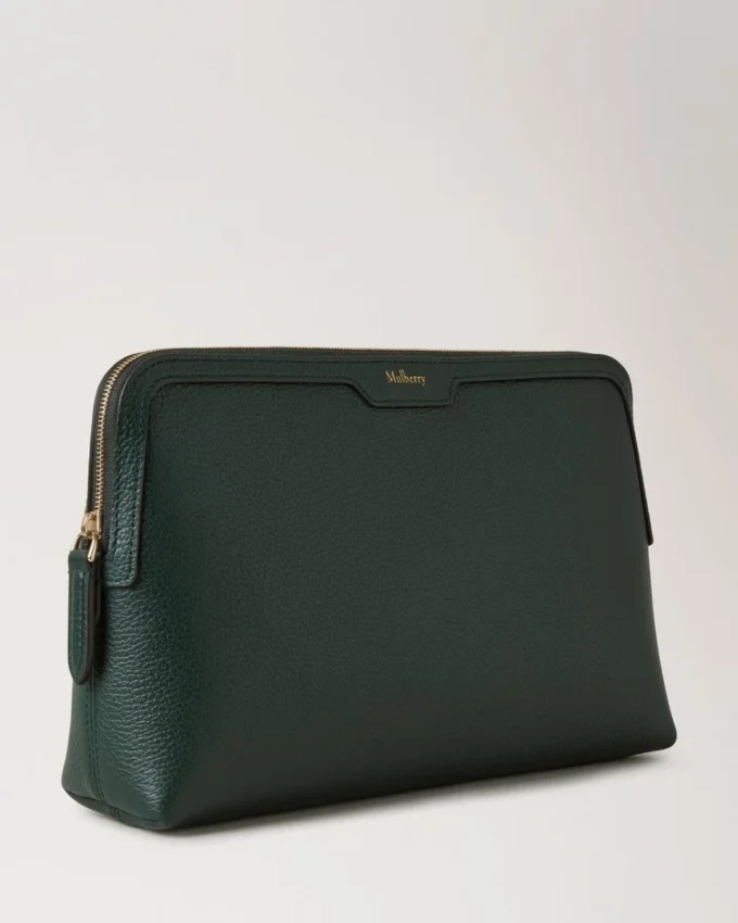 Mittlere Kosmetiktasche in Mulberry Green, kleine klassische Narbung Mittlere Kosmetiktasche in Mulberry Green, kleine klassische Narbung