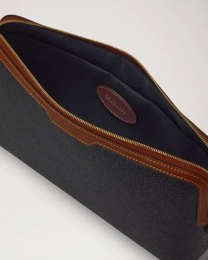 Mittlere Kosmetiktasche Schwarz & Cognac Bio-basiertes Scotchgrain Mittlere Kosmetiktasche Schwarz & Cognac Bio-basiertes Scotchgrain