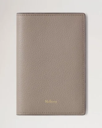 Passhülle Cashmere Taupe Small Classic Grain