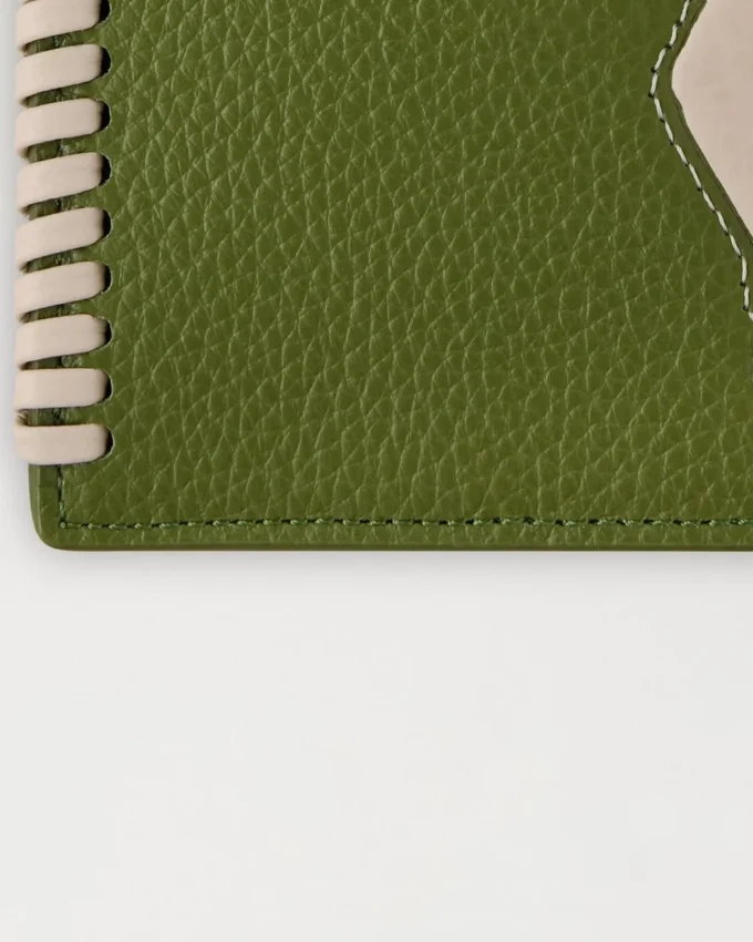 Passhülle – Chalk Horse Fern & Chalk, Materialmischung Passhülle – Chalk Horse Fern & Chalk, Materialmischung