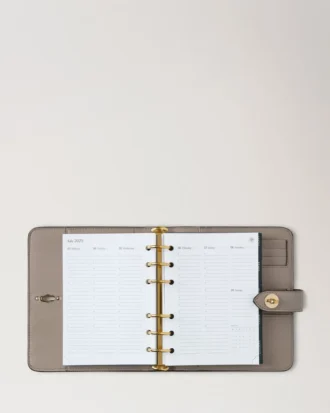 Postman’s Lock Agenda Cashmere Taupe Small Classic Grain Postman’s Lock Agenda Cashmere Taupe Small Classic Grain