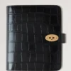 Postman’s Lock Agenda Schwarz Glänzend Small Croc Herren Postman’s Lock Agenda Schwarz Glänzend Small Croc Herren