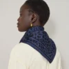 Quadratischer Schal – Leopard Night Sky Seidentwill für Damen