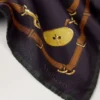 Quadratischer Schal – mit Gürtelrand, tiefes Aubergine, Seidentwill Quadratischer Schal – mit Gürtelrand, tiefes Aubergine, Seidentwill