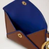 Schlüsselanhänger mit Liebesbrief-Karte aus glattem, glänzendem Leder in Eiche & Pigmentblau Schlüsselanhänger mit Liebesbrief-Karte aus glattem, glänzendem Leder in Eiche & Pigmentblau