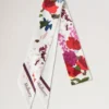 Schmaler Schal – Winterblumenmuster, Eierschalenfarbe, recyceltes Polyester Schmaler Schal – Winterblumenmuster, Eierschalenfarbe, recyceltes Polyester