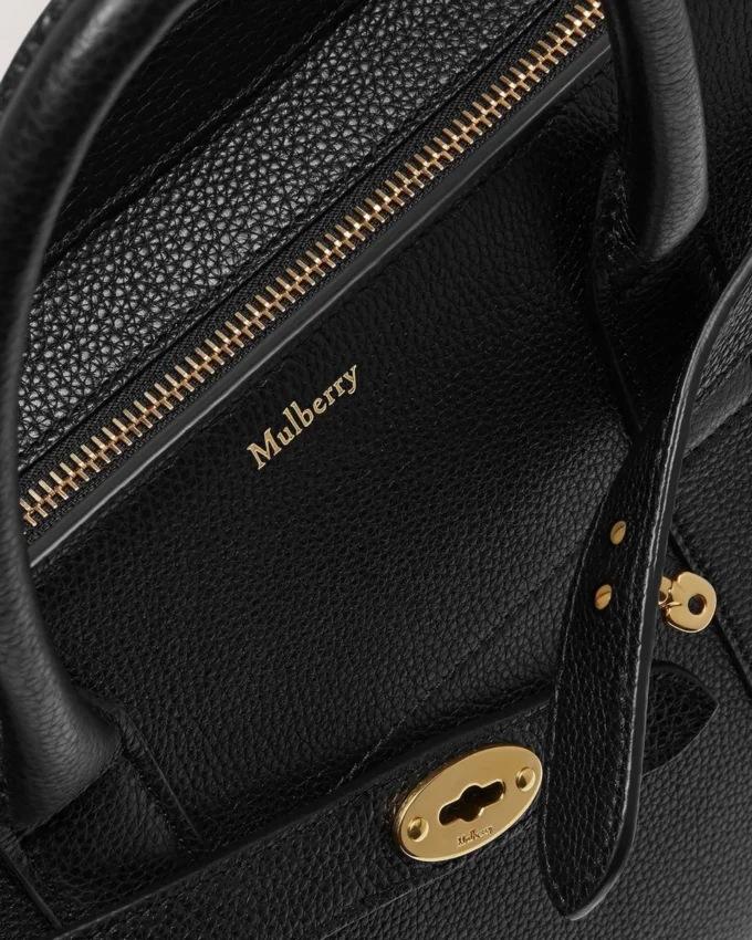 Small Zipped Bayswater Black Small Classic Grain Small Zipped Bayswater Black Small Classic Grain