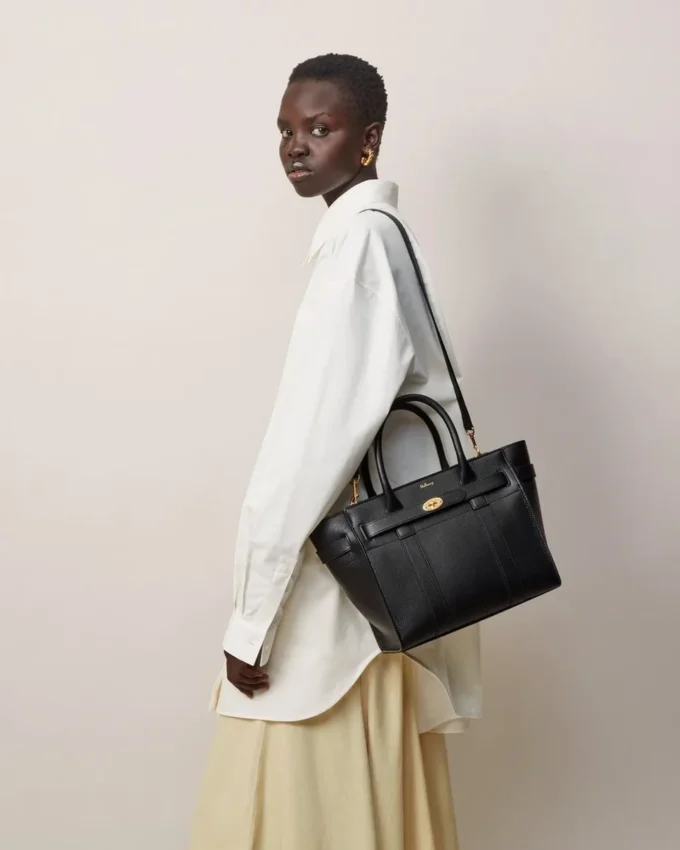 Small Zipped Bayswater Black Small Classic Grain Small Zipped Bayswater Black Small Classic Grain