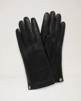 Weiche Nappa-Handschuhe Schwarze Schals und Mützen aus glattem Nappa Weiche Nappa-Handschuhe Schwarze Schals und Mützen aus glattem Nappa