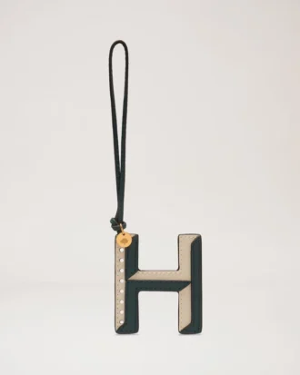Zweifarbiger Leder-Schlüsselanhänger – H Mulberry Green & Chalk Silky Calf